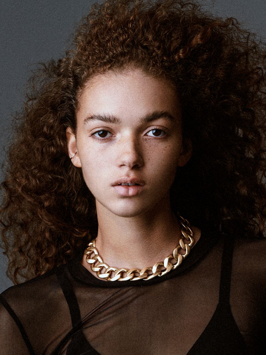 MILLIE MAY – AGENCIA MODEL MANAGEMENT